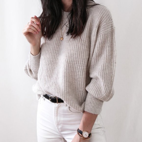 Everlane Sweaters - LIKE NEW Everlane Alpaca Crew Oversized Sweater Almond Size S!